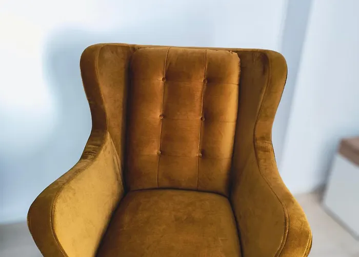 West Hillside Apartman *